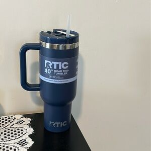 RTIC 40 oz Ceramic Lined Road Trip Tumbler, Leak-Resistant Lid with Straw, Navy